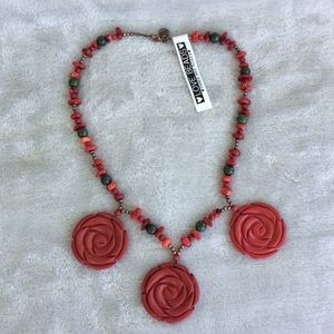 Three Red Roses necklace